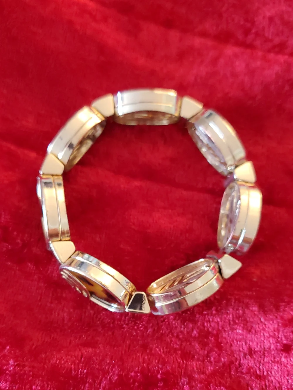 Gold Tone Stretch Bracelet Cut Out Detail Acrylic Tortoise Inlay Fillagree Back